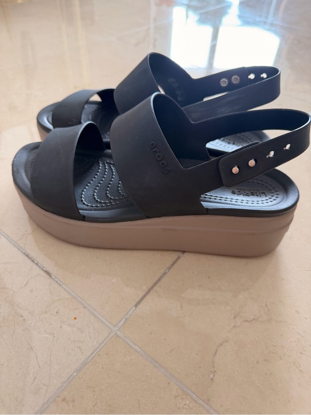 CROCS Black Upper Tan Platform Slingback Sandal